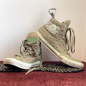 Vintage SZ 9 Converse Chuck Taylor High-Top Sneakers Camel Colored
